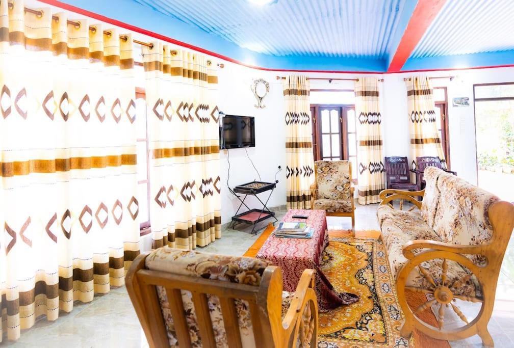 Adisham Village Home Beragala Luaran gambar